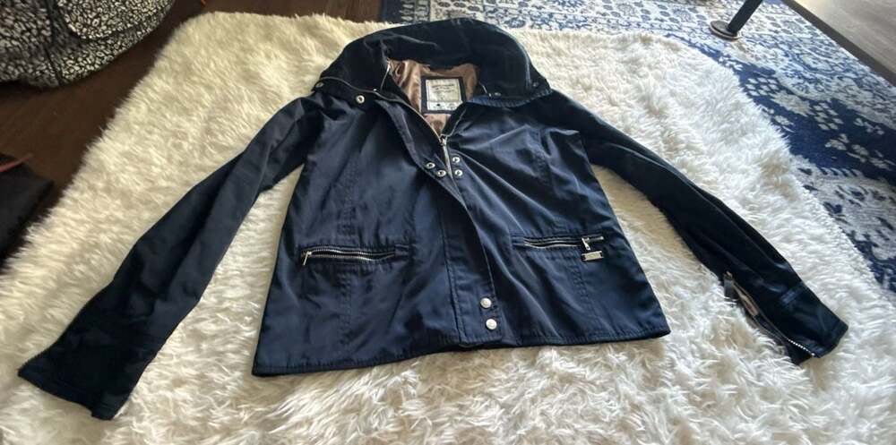 Abercrombie & Fitch Women's Water Resistant Windbreaker Jacket Size S‎